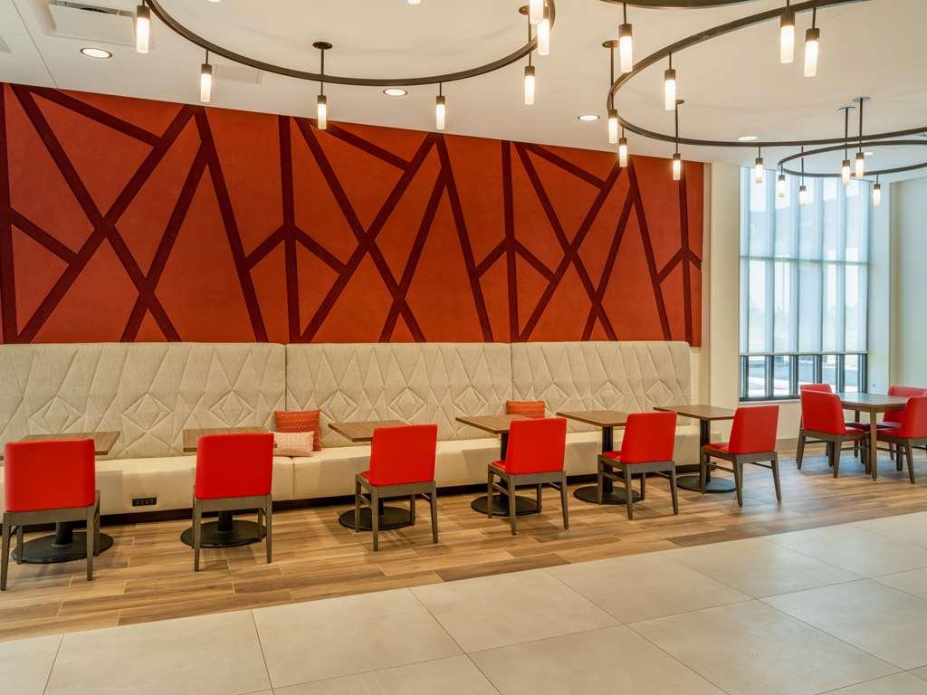 Hilton Garden Inn Jeffersonville Louisville North Dalaman gambar